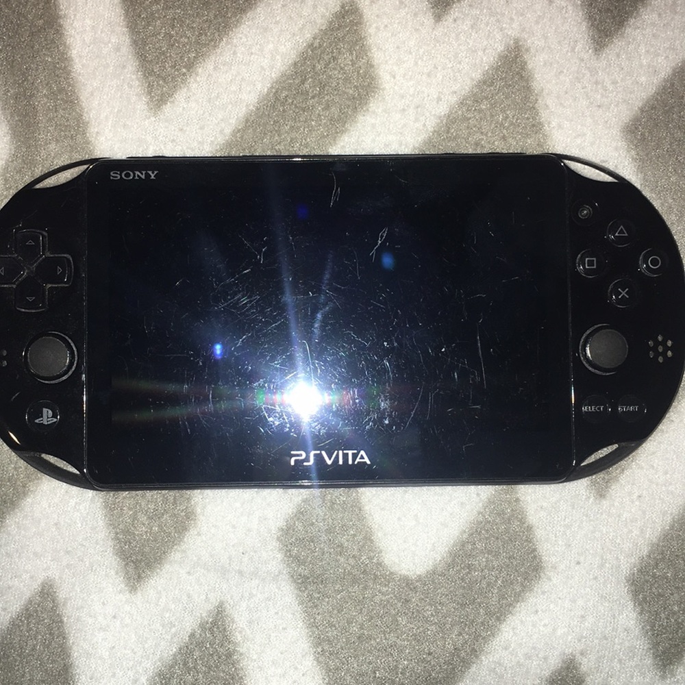 I’m selling a ps vita